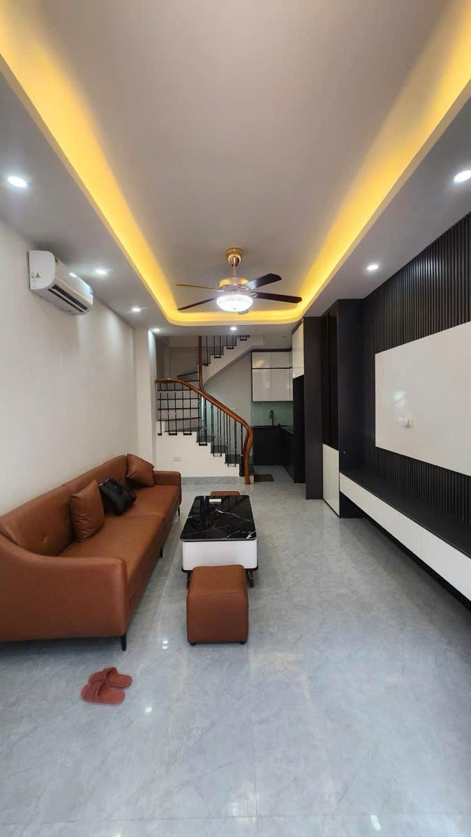 BÁN NHÀ PHỐ TÂY SƠN, NHÀ DÂN XÂY, KHU VỰC ĐÔNG DÂN CƯ, GÀN CÁC TRƯỜNG ĐH CÔNG ĐOÀN, THỦY LỢI, KHU THỂ THAO THÁI HÀ