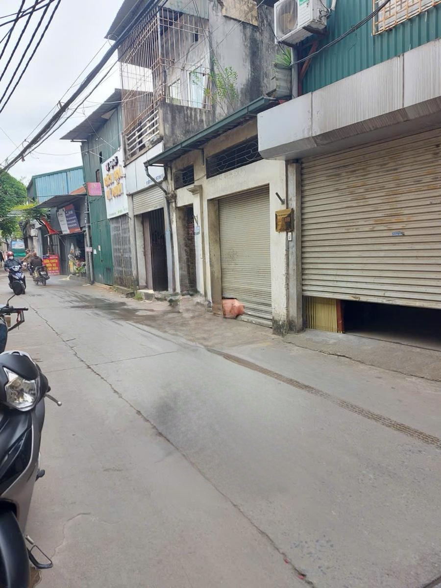 BÁN NHÀ LĨNH NAM-30M RA OTO TRÁNH, GIAO THÔNG THUẬN TIỆN, GẦN CHỢ, TRƯỜNG CẤP 1,2 VÀ ĐẠI HỌC