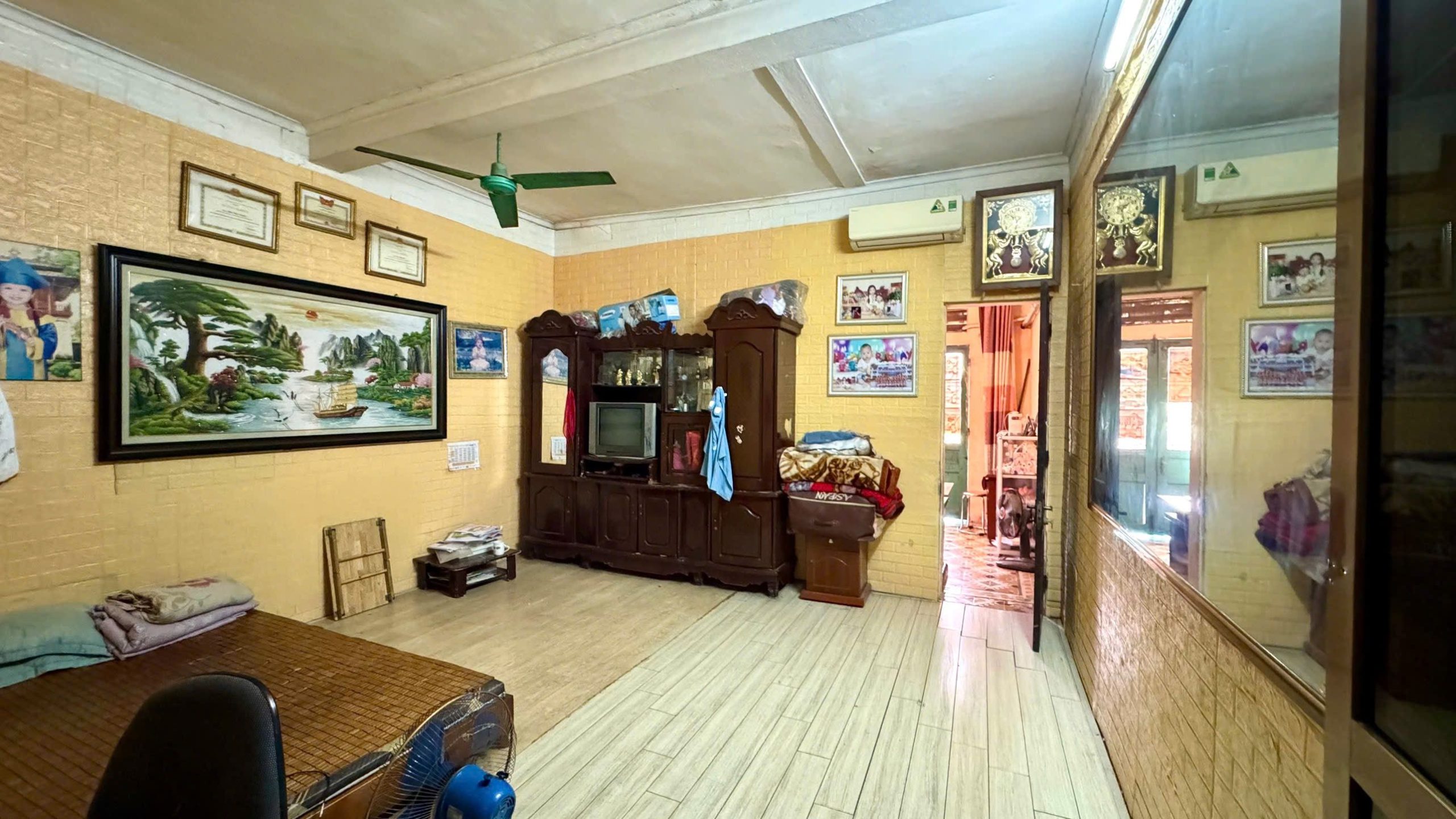 MẶT PHỐ NGÔ GIA TỰ - TRUNG TÂM KINH DOANH SẦM UẤT - VỊ TRÍ ĐẮC ĐỊA - 18.8 TỶ