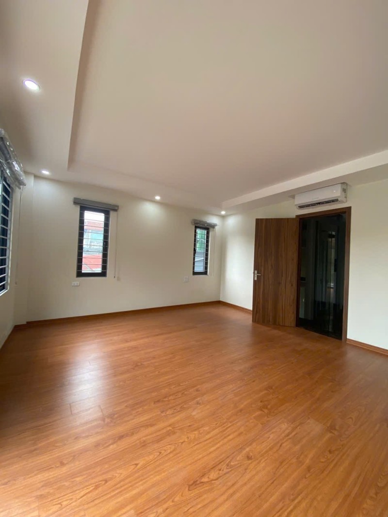 BÁN 2 CĂN NHÀ MẶT PHỐ NGUYỄN VĂN LINH – MẶT TIỀN KHỦNG 9.6M – 2 THANG MÁY – GIÁ CHỈ 14.5 TỶ