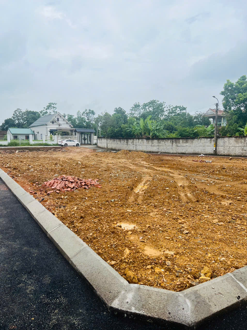 Đất nền Láng Hòa Lạc giá 2.58 tỷ diện tích 100m2 gần Đại học Quốc gia – Nguyễn Hùng BĐS - 0989333012