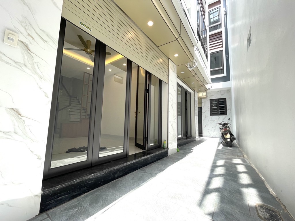 NHÀ ĐỘC - HIẾM – GIÁ HỢP LÝ – NHÀ XÂY MỚI - TÂY HỒ - QUÁ HOT - DẪN LÀ CHỐT_5 TẦNG – 72M2 - 11,5 TỶ.