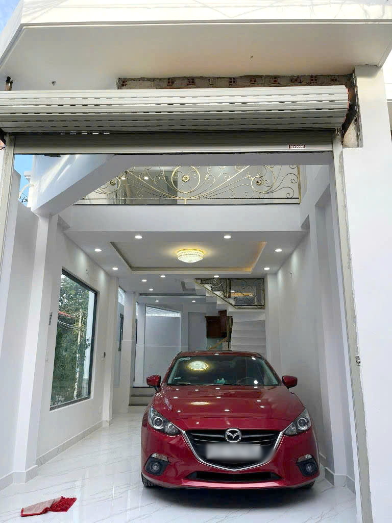 Nhà 5 tầng đường nội bộ Bông Sao P5Q8, Giá : 8.95 Tỷ (TL)