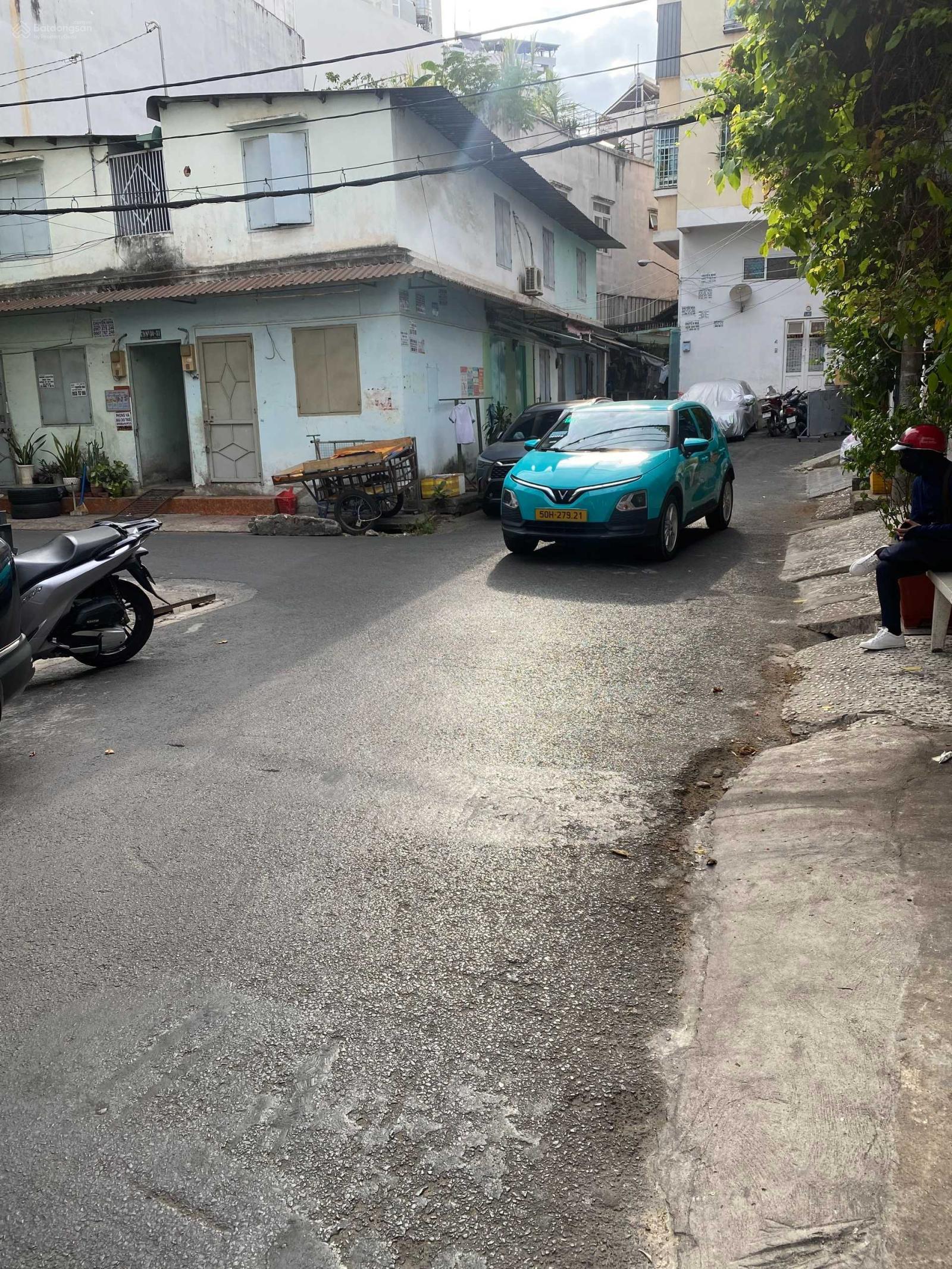 Bán nhà hẻm xe hơi 8m Nguyễn Xí P. 26 Bình Thạnh, 4.2x16m, 4 tấm đúc BTCT mới cứng