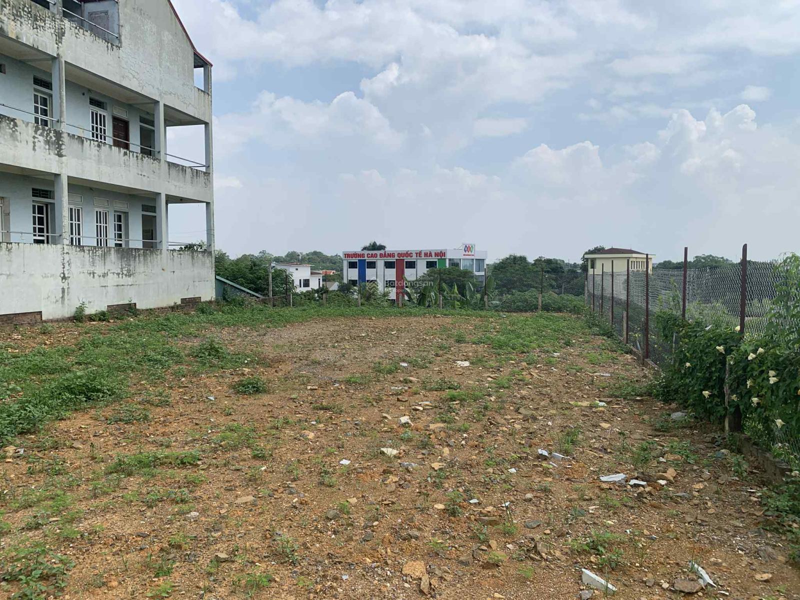 Siêu phẩm mặt đường QL21A, mặt tiền rộng 16m, sổ đỏ chính chủ