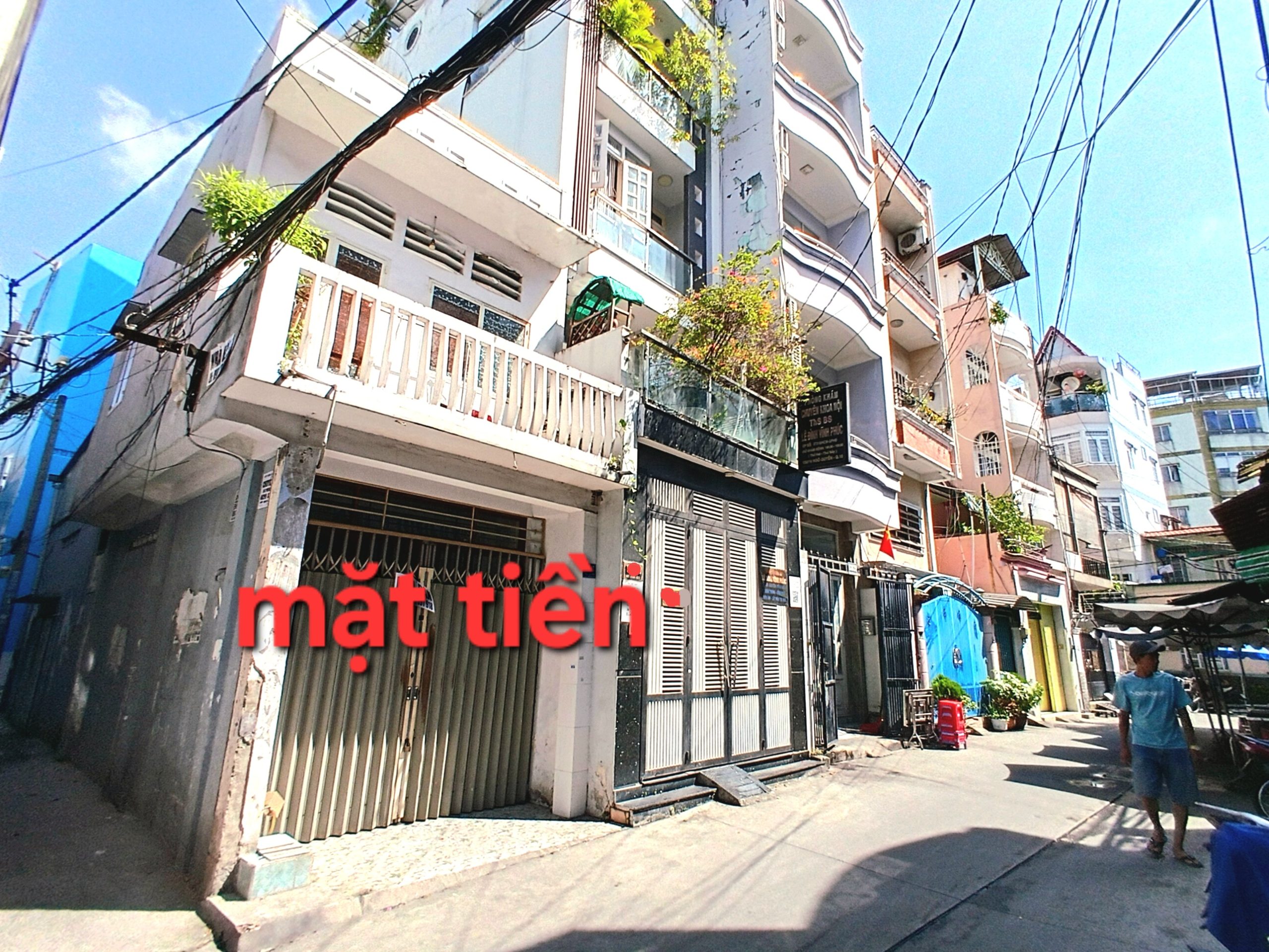 Bán Nhà Căn Góc 3 Mặt Tiền Đường Ngô Quyền - Q.10 - 45m² - Hẻm 6m Xe Hơi - Chỉ Hơn 6 Tỷ Nhà Hoàn Công Đủ 3 Tầng - Sát Mặt Tiền Thuận Tiện Mở Spa - Cửa Hàng