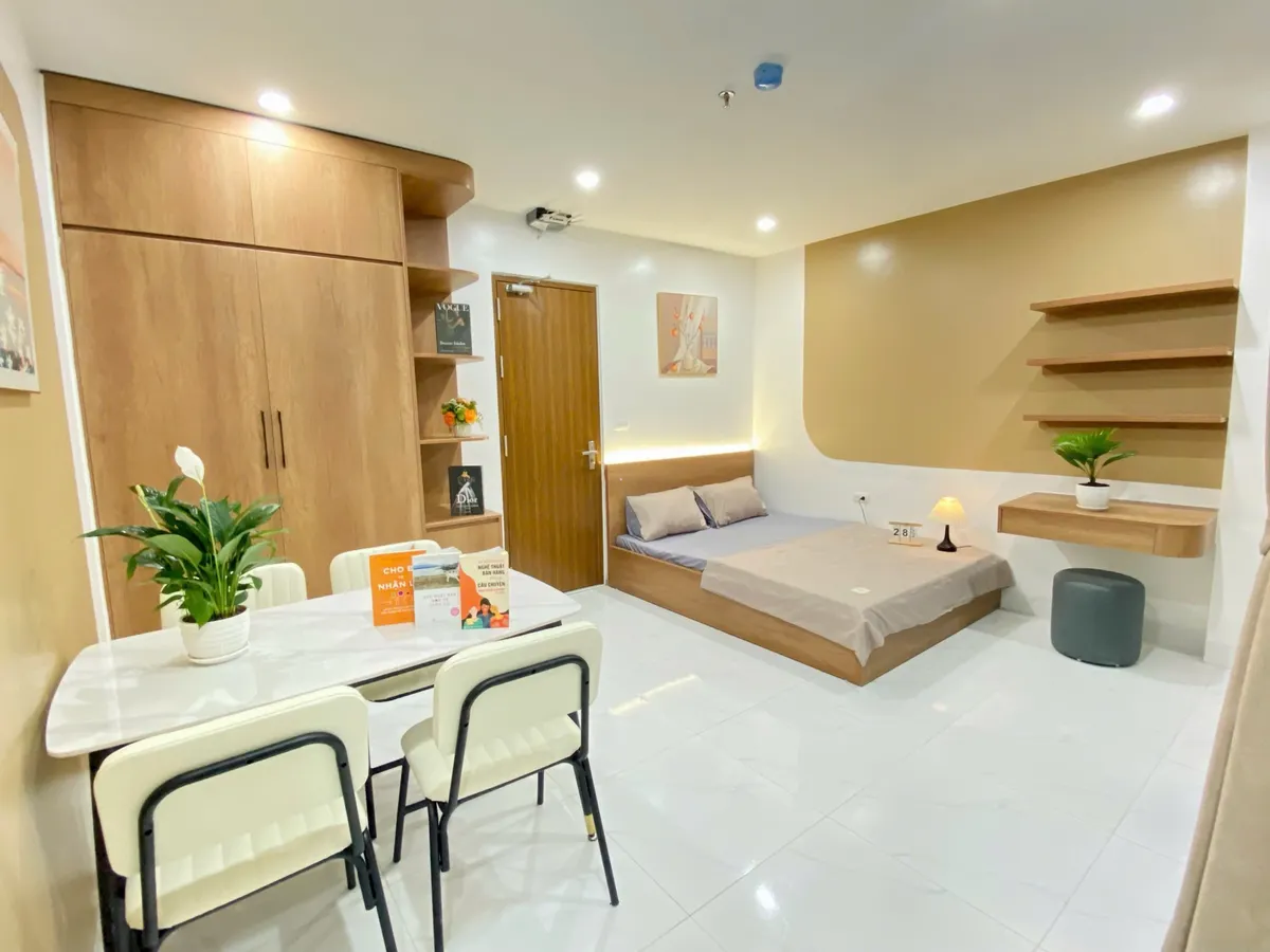 Bán Nhà Giáp Bát. Hoàng Mai. 8 Tầng Thang Máy. DT 57m2. MT 4m. Giá 15,1 Tỷ.