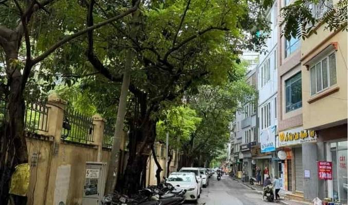 BÁN ĐẤT PHÙNG CHÍ KIÊN, CẦU GIẤY - PHÂN LÔ QUÂN ĐỘI - Ô TÔ TRÁNH - KINH DOANH - SỔ ĐỎ NỞ HẬU