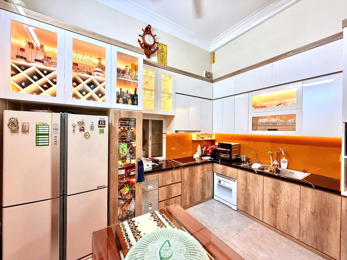 [518] Chính chủ bán Nhà phố Lê Trọng Tấn, DT52m2, MT 4.4m, 4 tầng, ngõ ô tô thông, 2 mặt thoáng