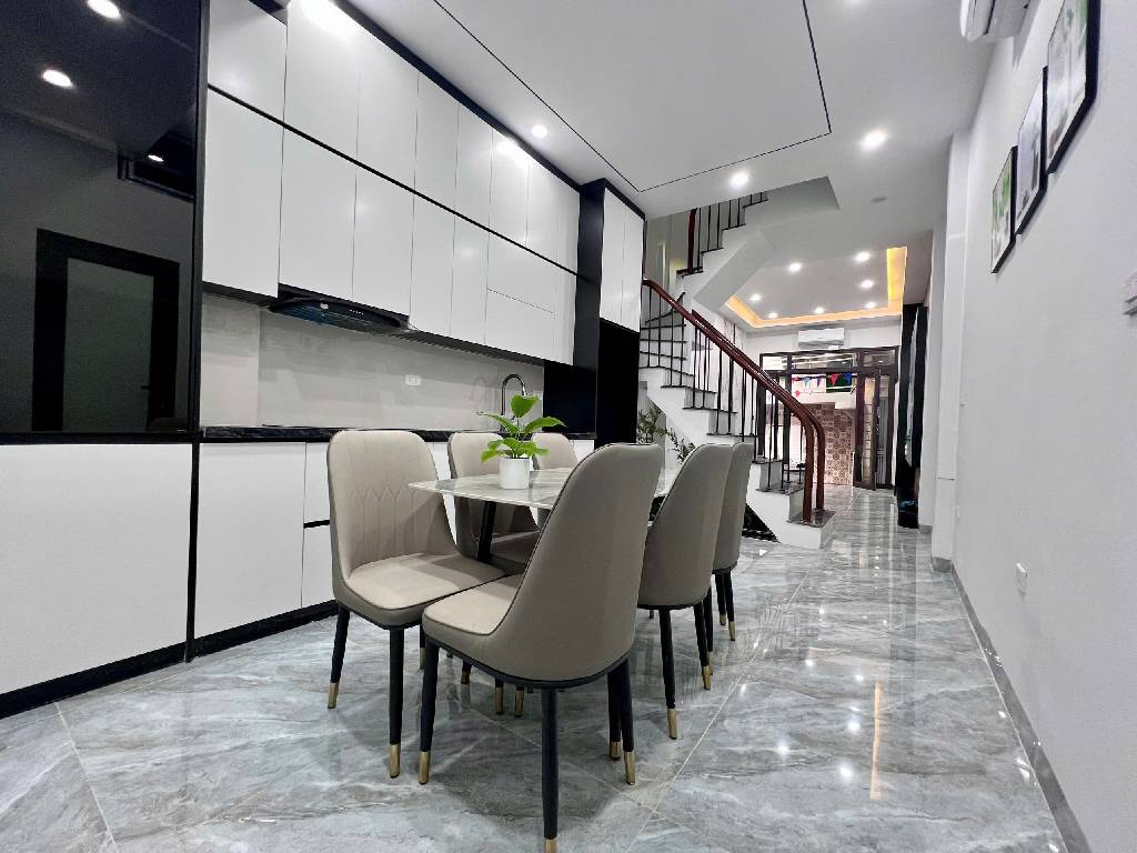 BÁN NHÀ THƯỢNG THANH LONG BIÊN,MỚI TINH-LÔ GÓC,54M, NHỈNH6 TỶ(TL)