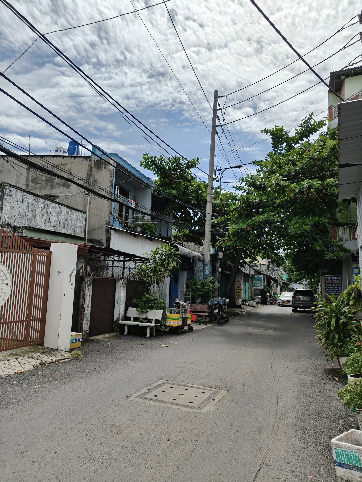 BÁN NHÀ 2 MẶT TIỀN TRUNG VƯƠNG 3 TRUNG CHÁNH 9X23M