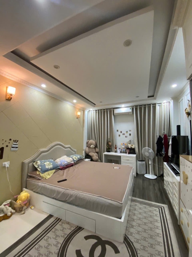 Bán nhà đẹp trung tâm Bồ Đề – Long Biên, 31m² x 4T, giá chỉ 7.9 tỷ – Full nội thất, sổ đỏ chính chủ