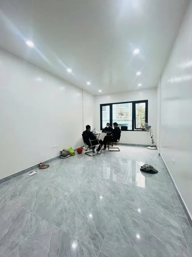 Bán Nhà Nguyễn Trãi. Thanh Xuân. 7 Tầng Thang Máy. Ô Tô. DT 63m2. MT 3,7m. Giá 20,4 Tỷ
