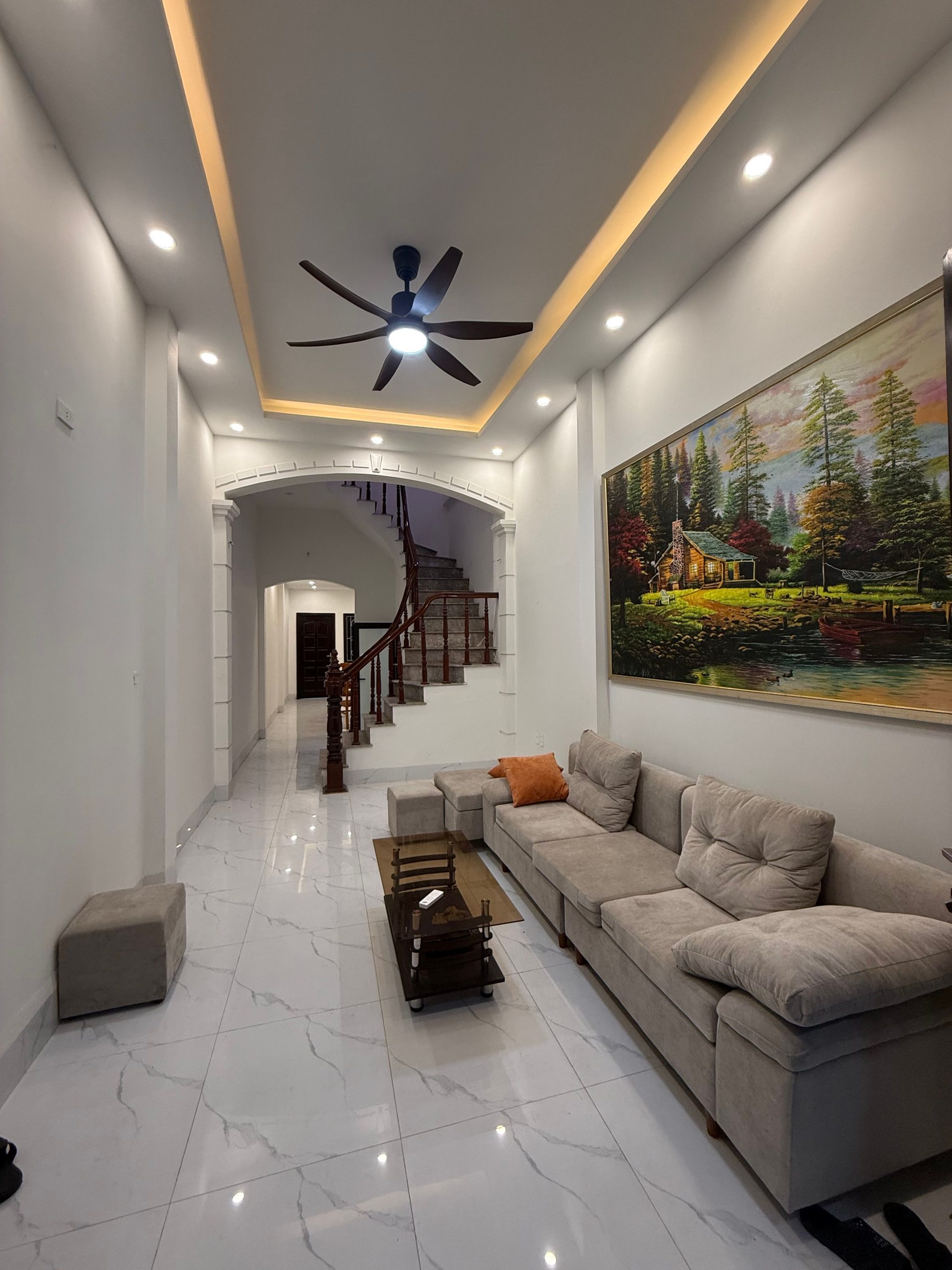 NGỌC THỤY – NHÀ ĐẸP DÂN XÂY KIÊN CỐ – 2 MẶT NGÕ THOÁNG TRƯỚC SAU – GẦN KHAISON HILL & BIGC LONG BIÊN