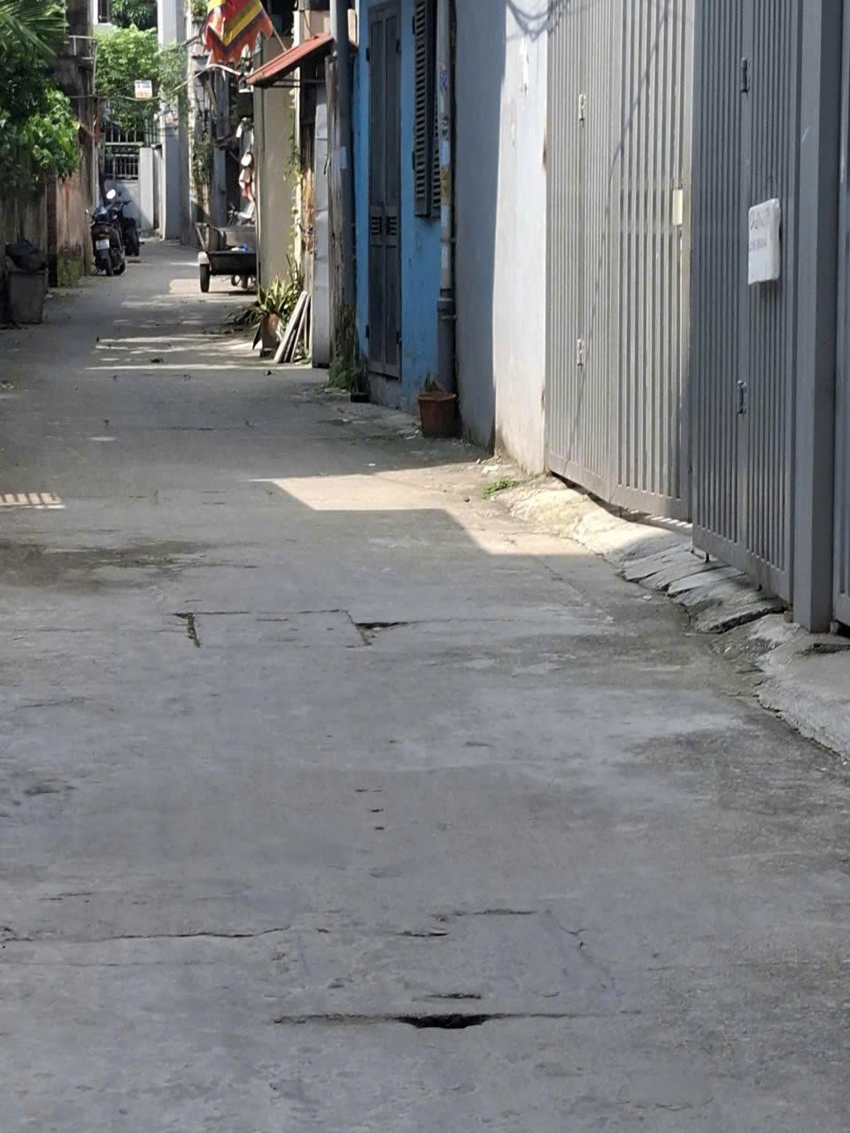 NHÀ MỚI TINH - GIÁ TỐT - Vị Trí Đắc Địa Tại Vĩnh Quỳnh, Thanh Trì, Hà Nội