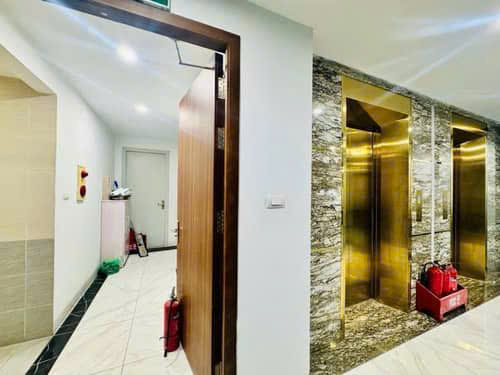 HOT! 468 TRIỆU M NHÀ NGÕ LẠC LONG QUÂN 288M 8TÀNG MT 16MTHANG MÁY ÔTÔ TRÁNH 2 MẶT NGÕ GIÁ 135 TỶ 0878168006