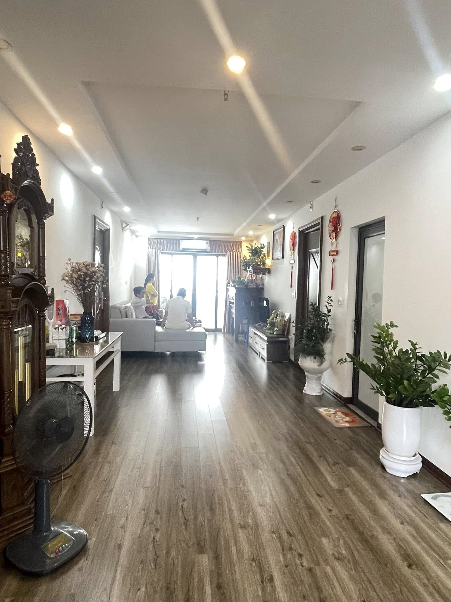 Bán nhà Phố Kim Ngưu, Hai Bà trưng, 350m, 6T, mt:10m, cách 1 nhà ra phố, sau Quy hoạch ra mặt phố.