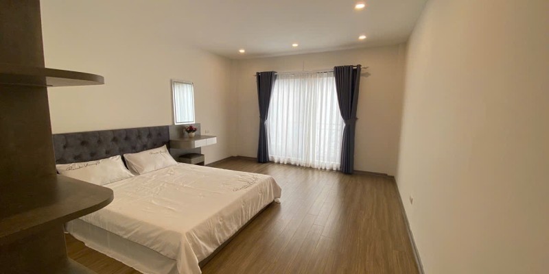 BÁN NHÀ NGUYỄN VĂN LINH, LONG BIÊN – 6 TẦNG, 45M², 11.8 TỶ