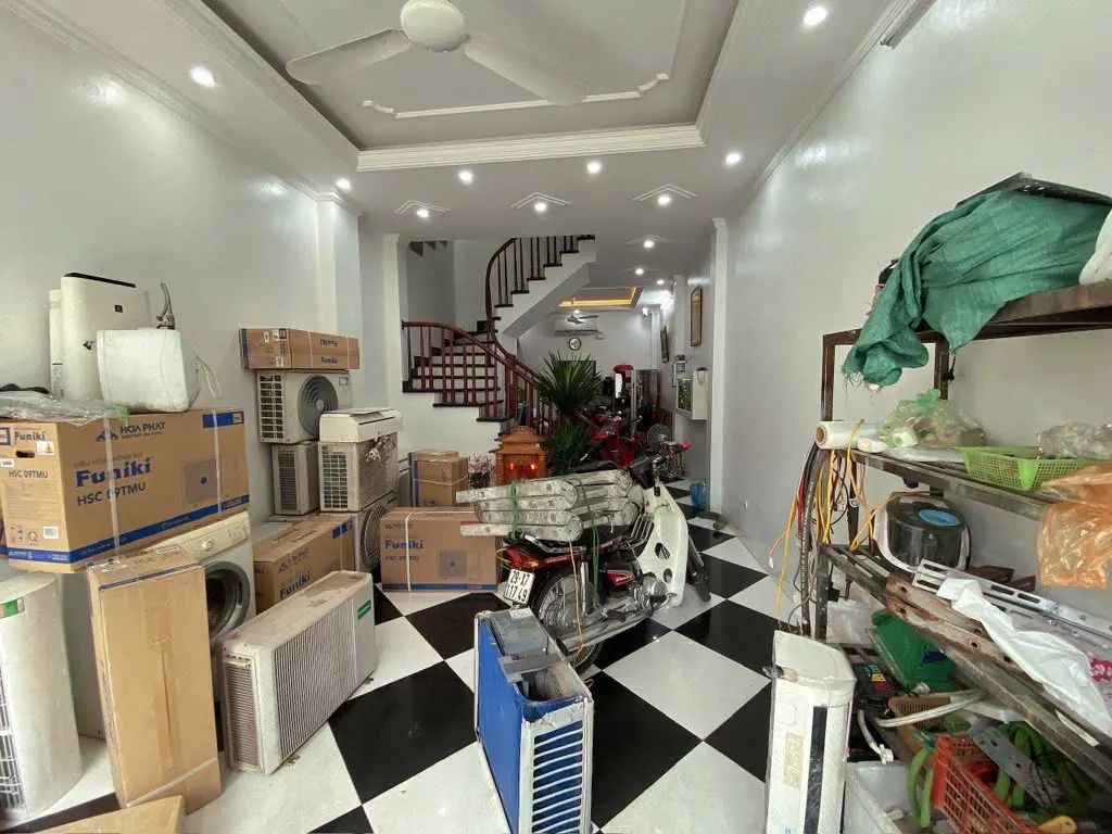 Bán Nhà Thịnh Liệt. Hoàng Mai. Ô Tô. DT 50m2. MT 4m. 5 Tầng. Giá 12.5 Tỷ