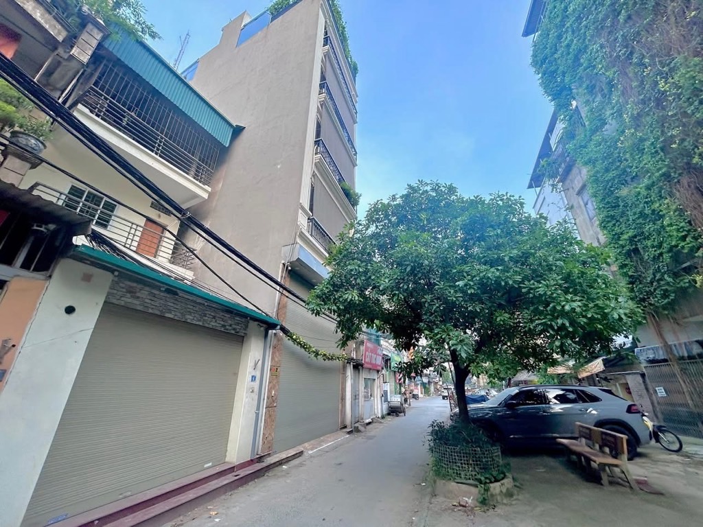 Bán 66M vĩnh tuy tặng nhà vỉa hè ô tô dừng đỗ kinh doanh hai bà trưng