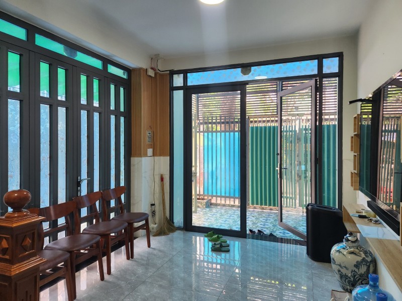 Bán SHOP HOUSE Lương Định Của, An Phú, Q.2. TP HCM, DT 88m2, 2 tầng, 3PN, giá 7.2 tỷ.