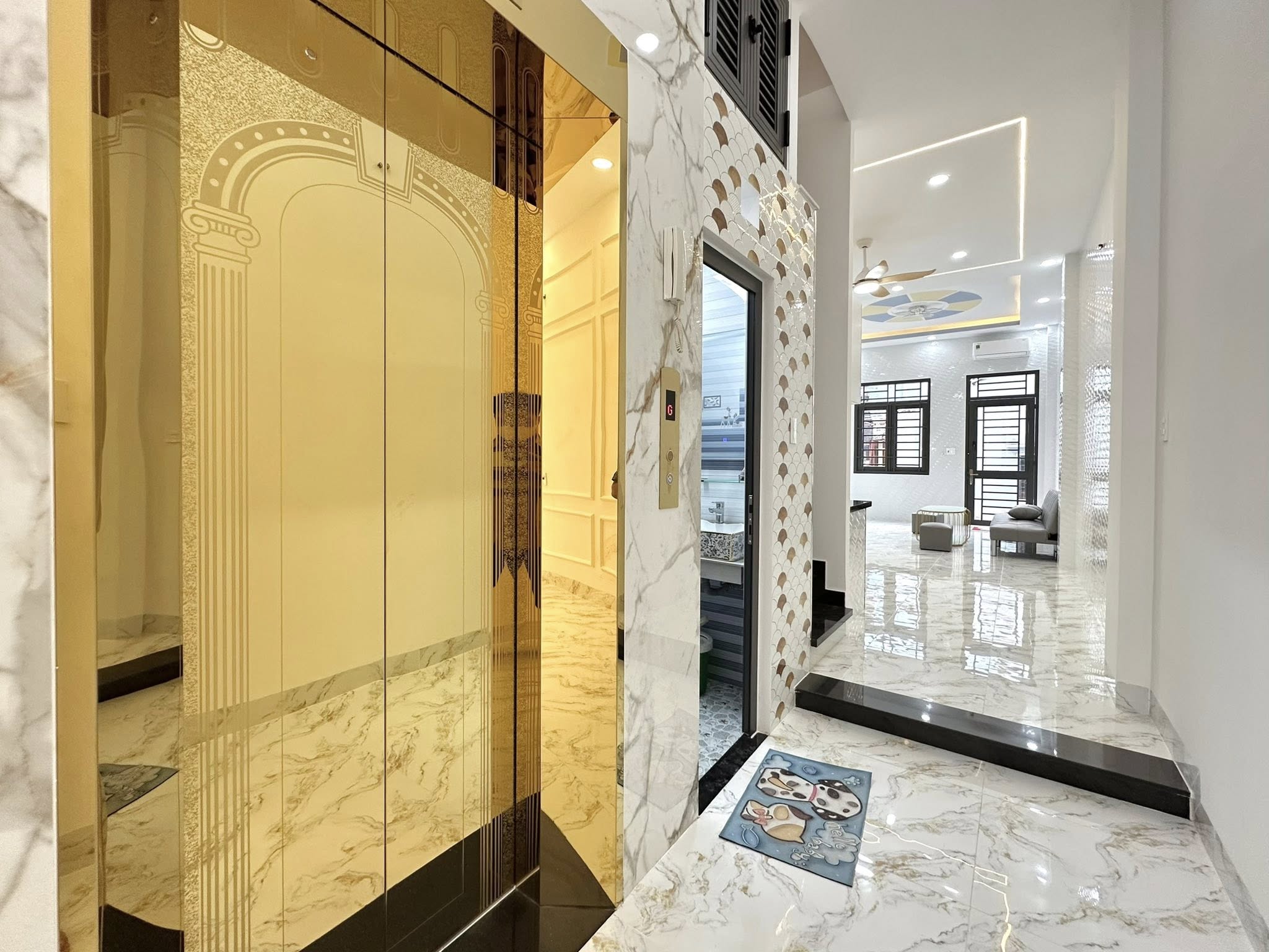 NHÀCẠNHTRƯỜNG ĐOÀNTHỊ ĐIỂM,NAM TỪ LIÊM,THANG MÁY,OTO ,45Mx6T,MT=5M,14,8ty