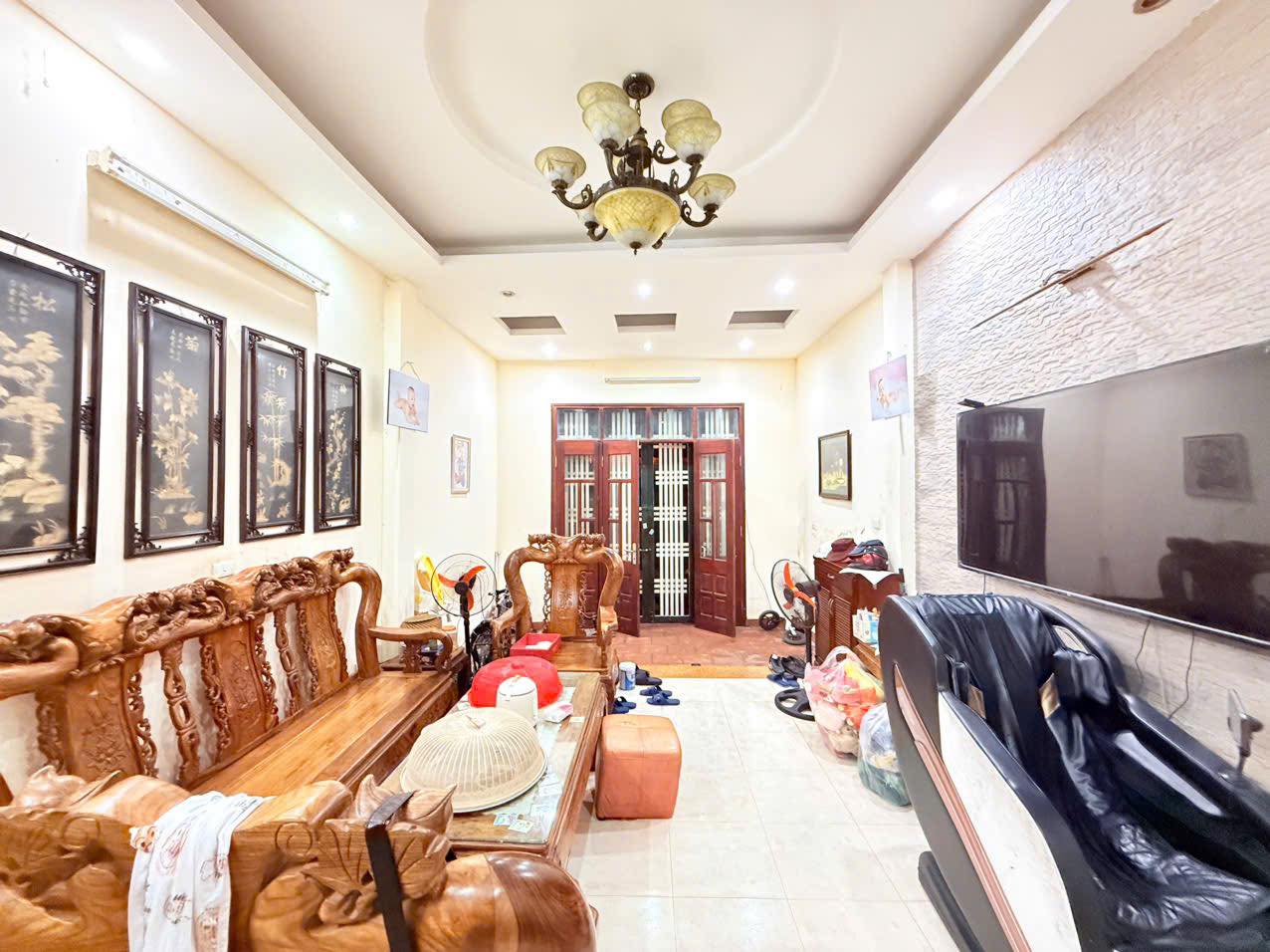 Bán nhà Phố Xốm 48m2, 6 tầng, thang máy, ô tô tránh, nhà mới ở ngay