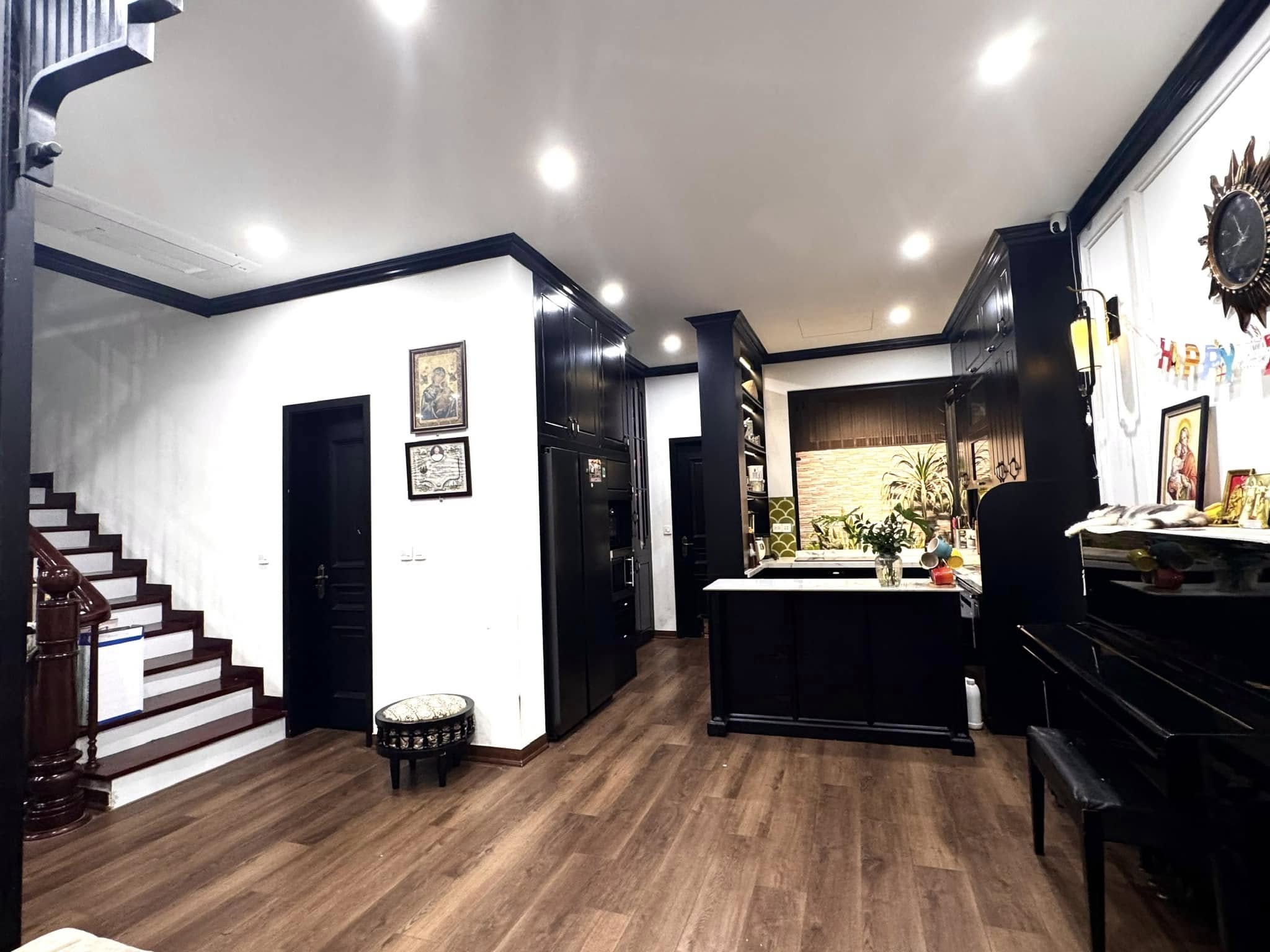 75m2