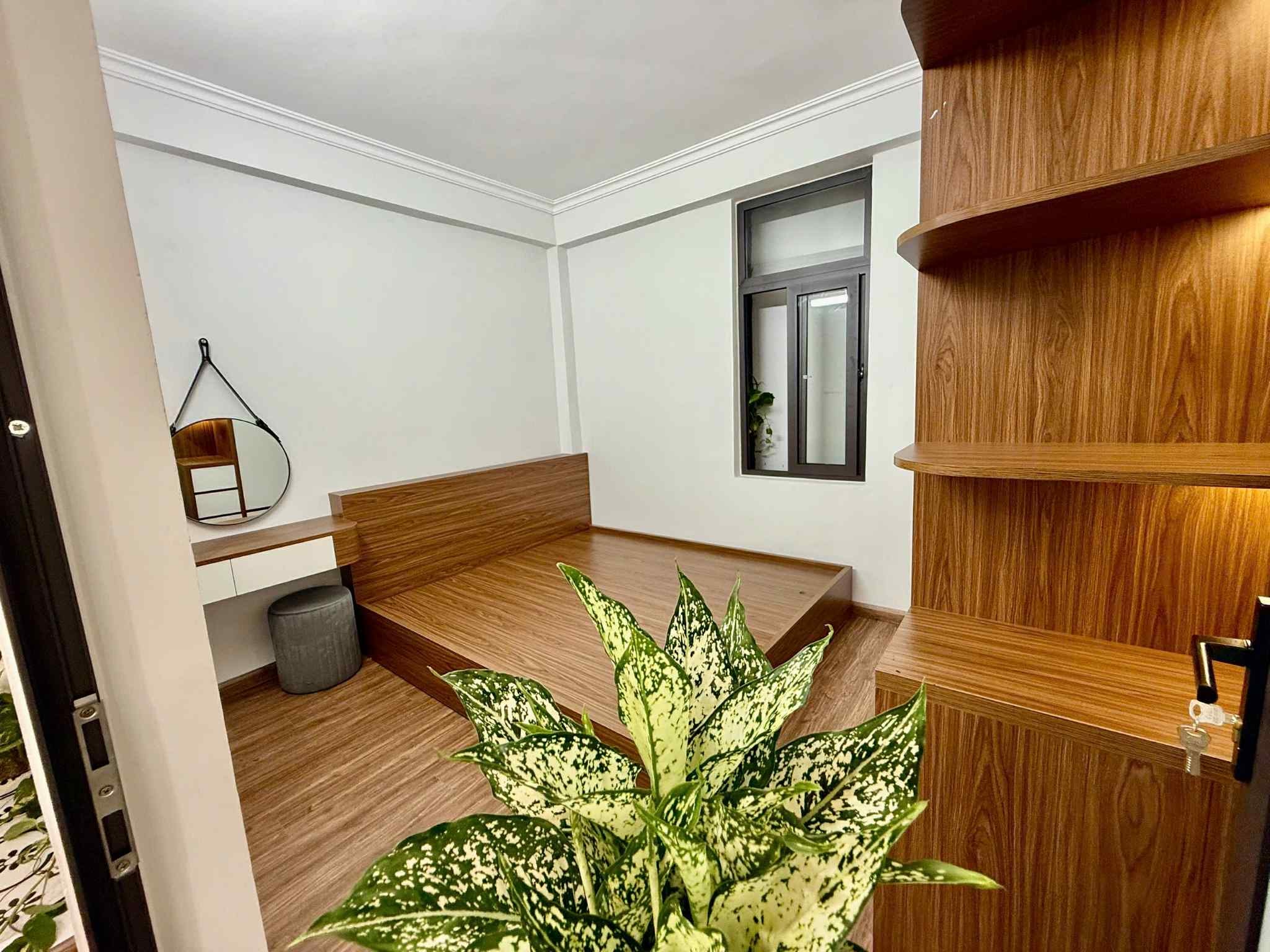 CCMN NGỌA LONG 63M2X7T, MẶT TIỀN 7M, 16 PKK, THANG MÁY,Ô TÔ, 15.5 TỶ