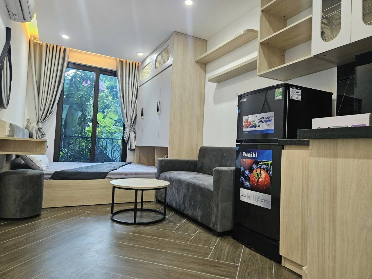 CHDV MẶT NGÕ 126 HÀO NAM-20 PHÒNG -DT 70M2 -MT 5.6M -25 TỶ.