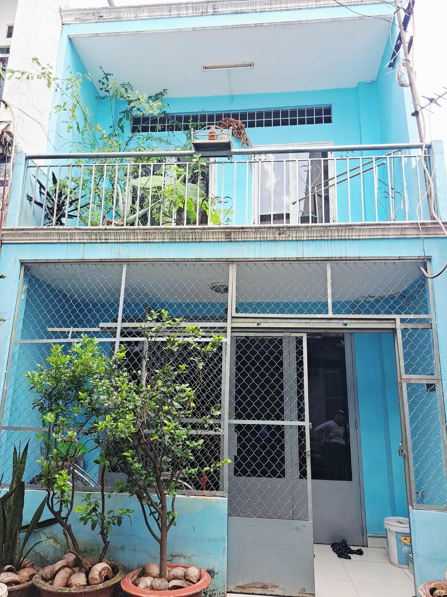 NHÀ 2 TẦNG 41M2(4X10M), GẦN CHỢ LÊ VĂN QUỚI HXH 5M ĐỖ CỬA. BTĐ, BÌNH TÂN. GIÁ RẺ CHỈ 4,35 Tỷ TL.