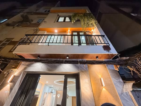 Nhà Siêu Phẩm Đường Cô Giang Quận 1 Phường Cô Giang Cũ.