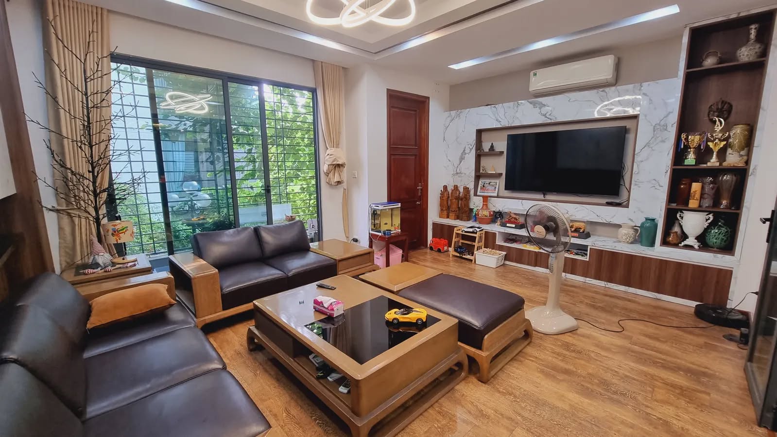  120m2