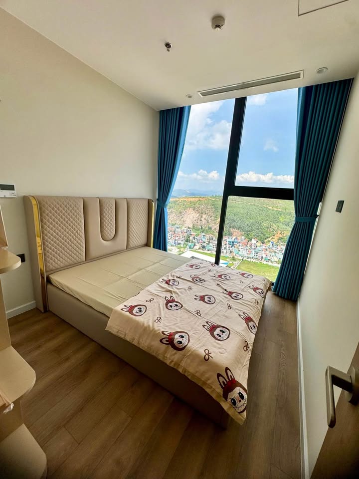 Chính chủ bán căn hộ 2PN 68m2 View Biển Tầng Cao Chung cư ICON40 trung tâm du lịch Bãi Cháy, Hạ Long.