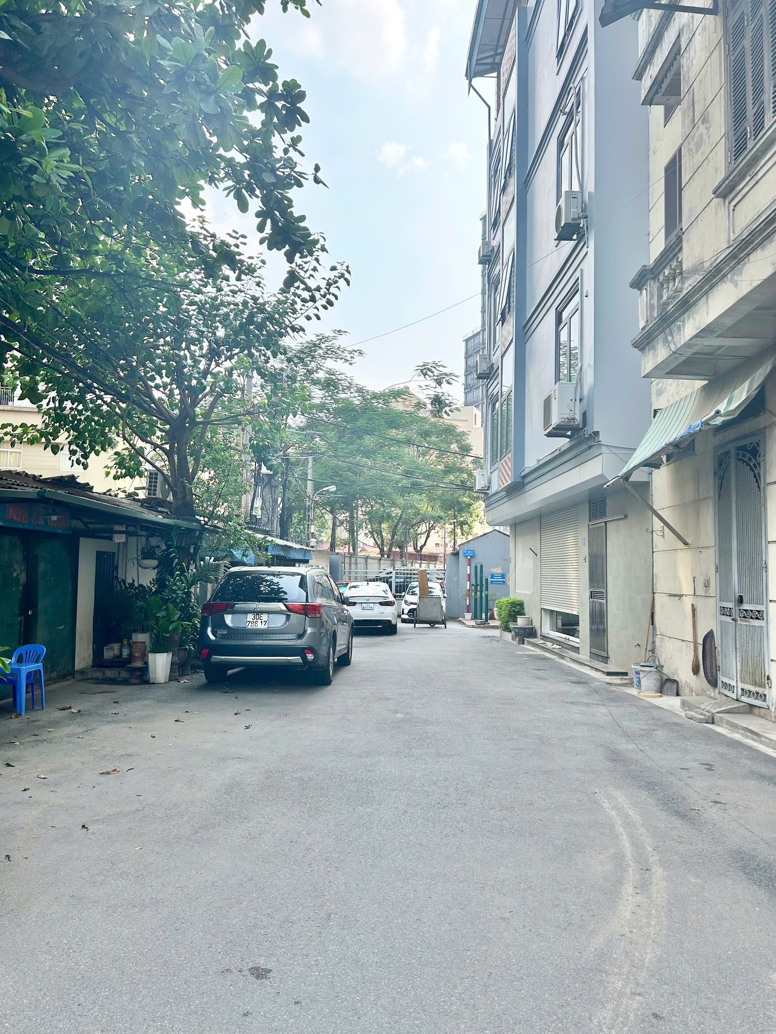 NHÀ PHỐ, LẠC LONG QUÂN, NHẬT TÂN-Ô TÔ-KD:35/38M, MT 3,6M, GIÁ 13 TỶ.