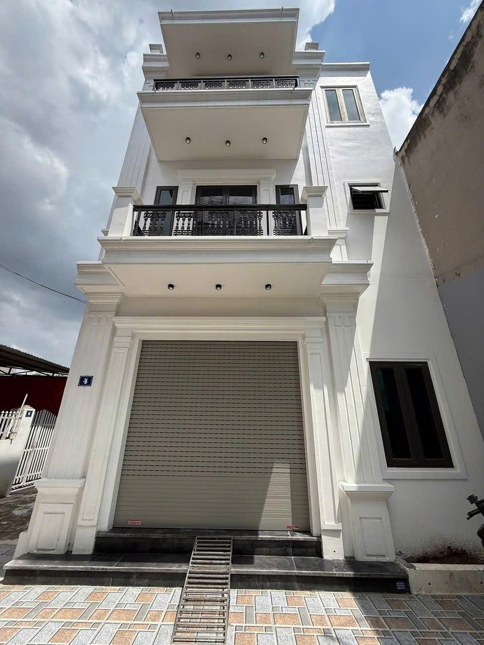 Căn góc 3 tầng độc lập cực thoáng tặng full nội thất tại TDP Hoàng Mai, An Hải, Hải Phòng