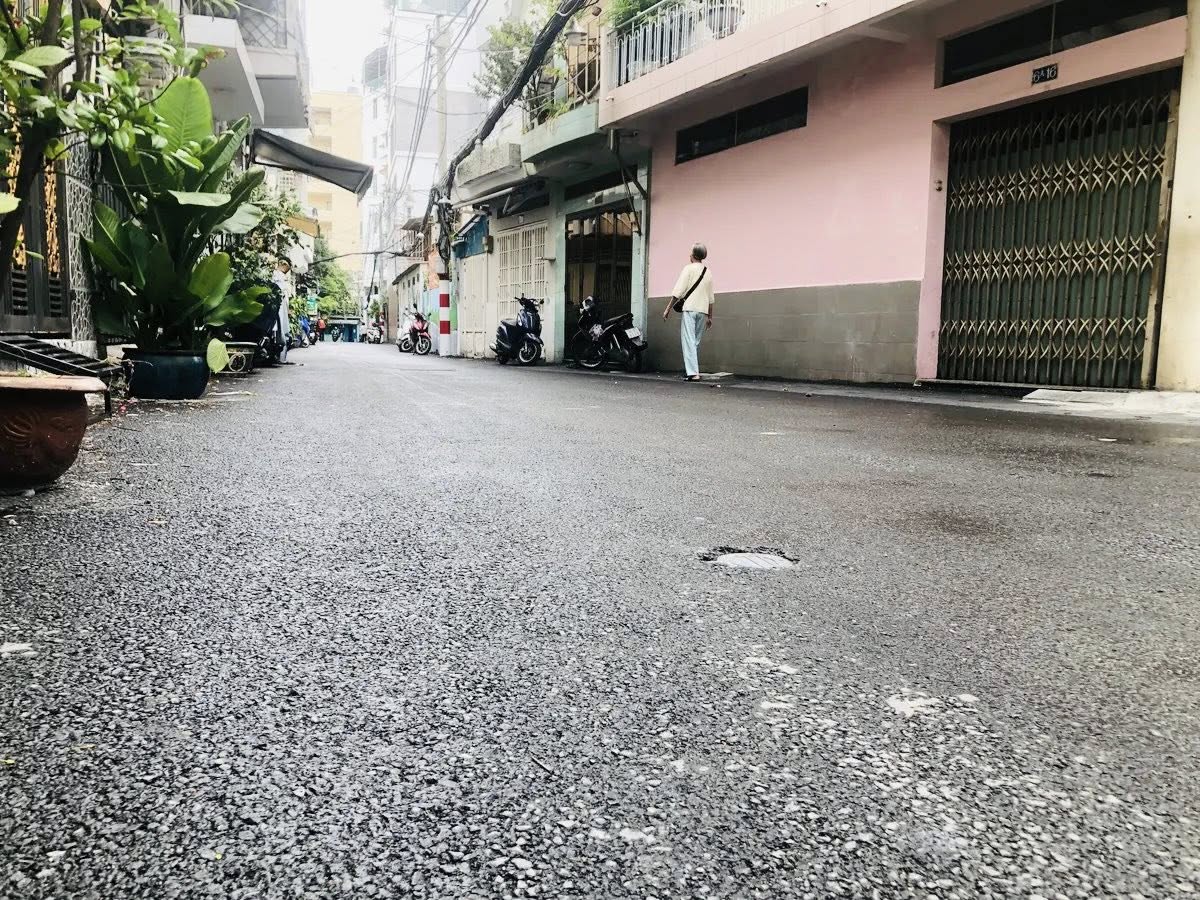BÁN NHÀ HẺM NỘI BỘ – NGUYỄN CẢNH CHÂN, P. NGUYỄN CƯ TRINH, QUẬN 1 – 55M² – 3TẦNG BTCT 4PN 4WC – NHỈNH 15TỶ