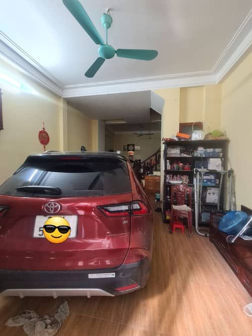 CỔ LINH - 47M² - 3 TẦNG - 16 TỶ - LONG BIÊN NHÀ ĐẸP Ở NGAY - VỈA HÈ RỘNG - KINH DOANH ĐA NGÀNH NGHỀ - Ô CHỜ THANG MÁY - LÊN TẦNG THOẢI MÁI