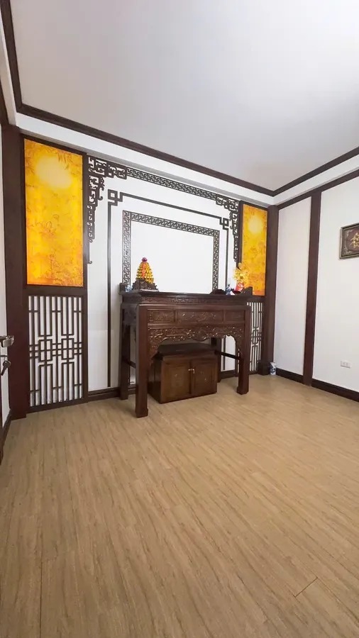 BÁN NHÀ PHỐ TRẦN QUỐC VƯỢNG – CẦU GIẤY – 28M² – 5 TẦNG – MT 2.8m – Gía 7.85 TỶ