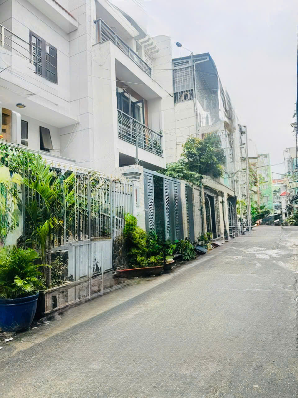 Nhà HXH Trung Tâm Quận 10 – Ngay BV 115 – 4 Tầng – SHR chính