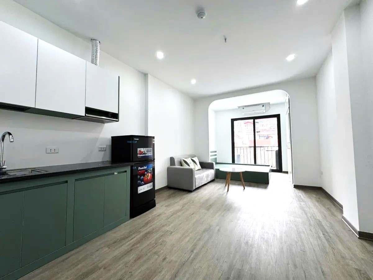 [766] Chính chủ bán CCMN dòng tiền 100tr/tháng 82m2 8 tầng 18PH - 2 thoáng, gần phố trường chinh