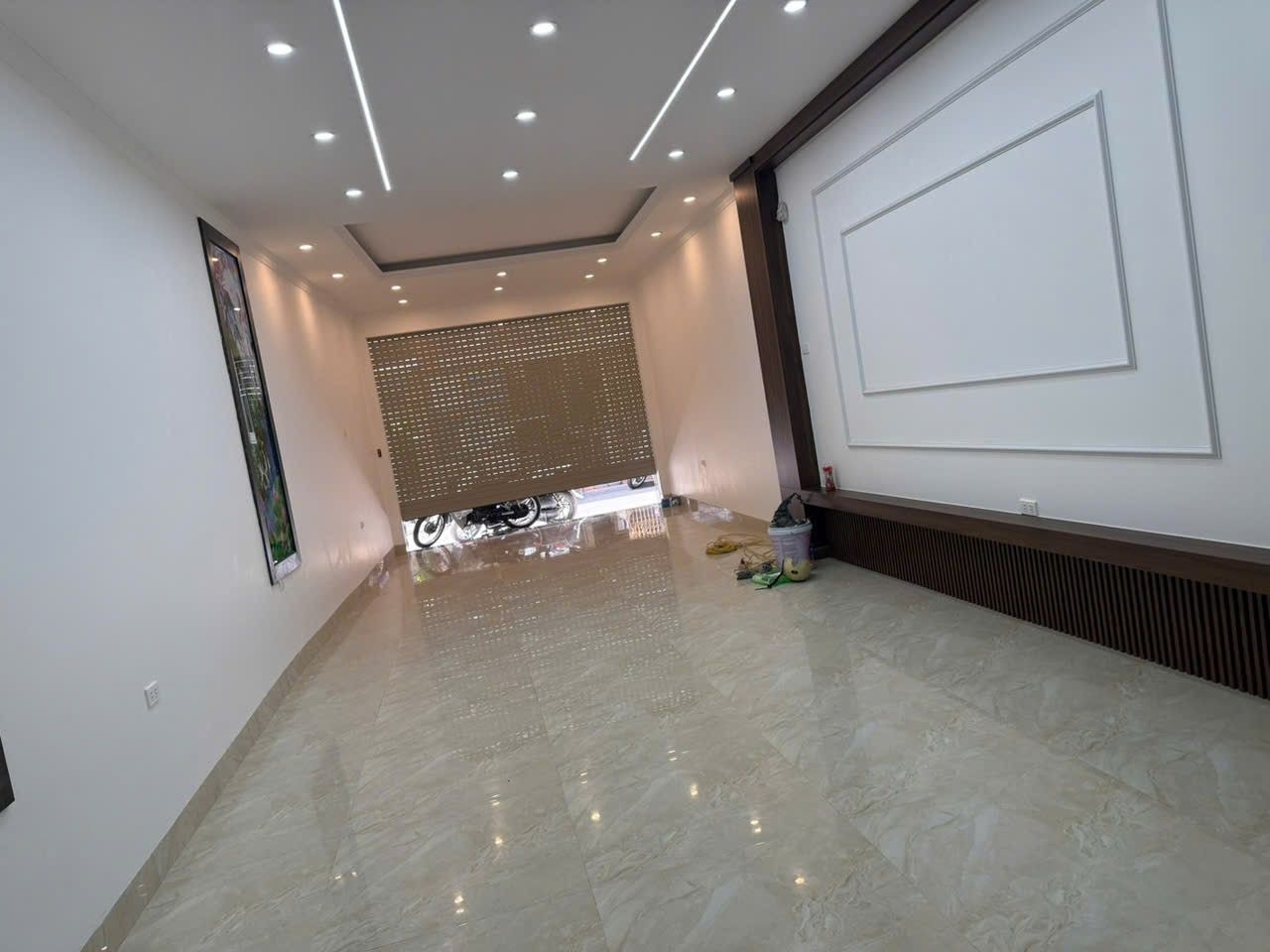 Bán nhà Mặt Phố Bồ Đề – 67.7m² – 6 Tầng Thang Máy – 22.5 Tỷ – Long Biên, Siêu phẩm nhà mặt phố Bồ Đề – Kinh doanh đỉnh, văn phòng, Spa đều tuyệt!