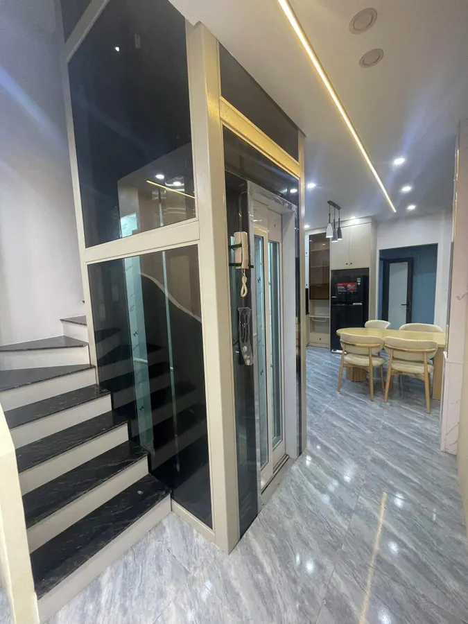 NHÀ ĐẸP 4 TẦNG NGỌC THỤY- LONG BIÊN FULL NỘI THẤT GẦN Ô TÔ CHÁNH 45M2 X 8.9 TỶ.