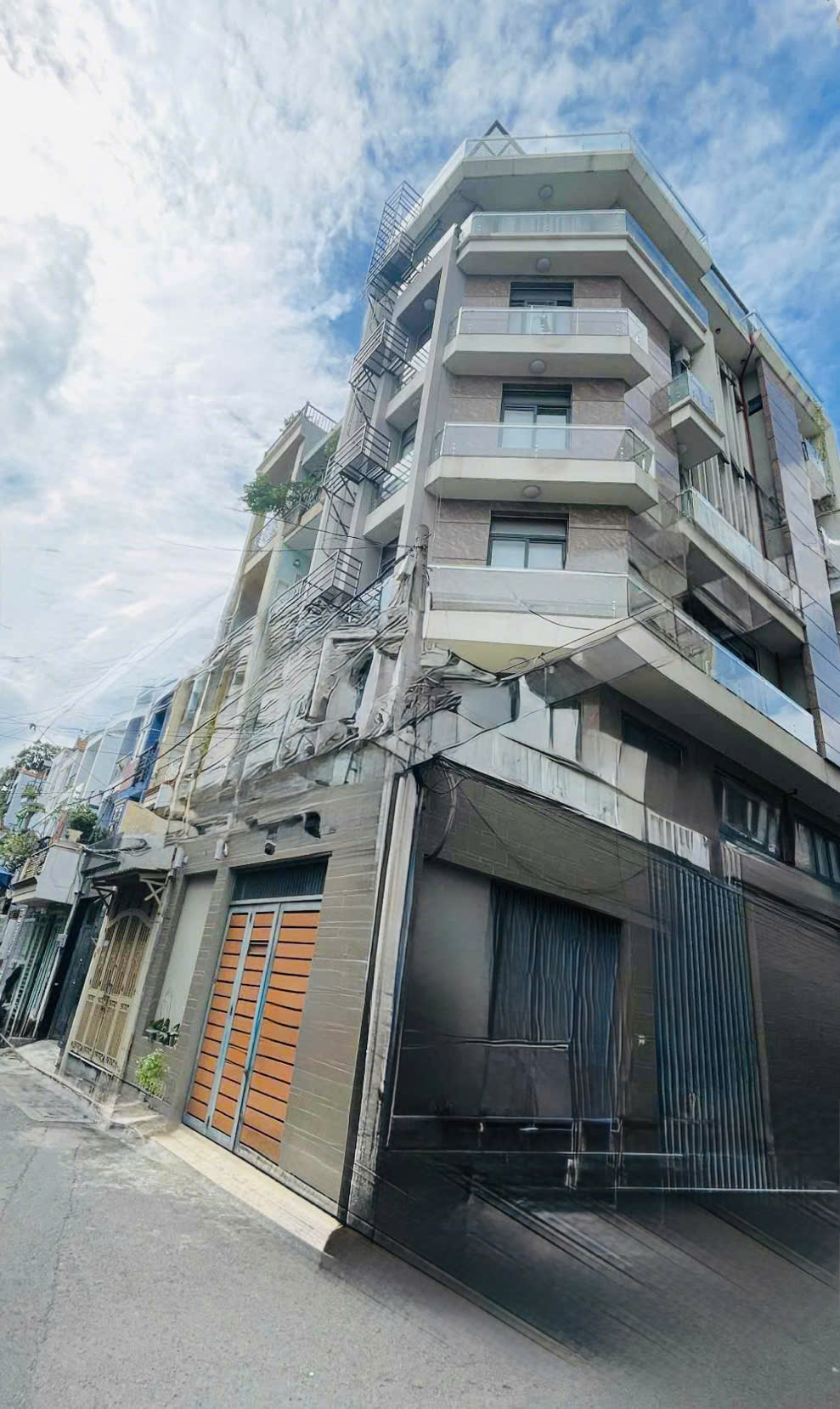 Nhà phố bể thế 5m – CMT8 P.5 Tân Bình – giáp Quận 10 – chỉ 8.18 tỷ