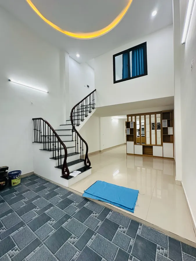 Bán Nhà Đẹp Ở Ngay Định Công Hạ. Hoàng Mai. Lô Góc. DT 63m2. MT 4. 2 Tầng. Giá 3,79 Tỷ