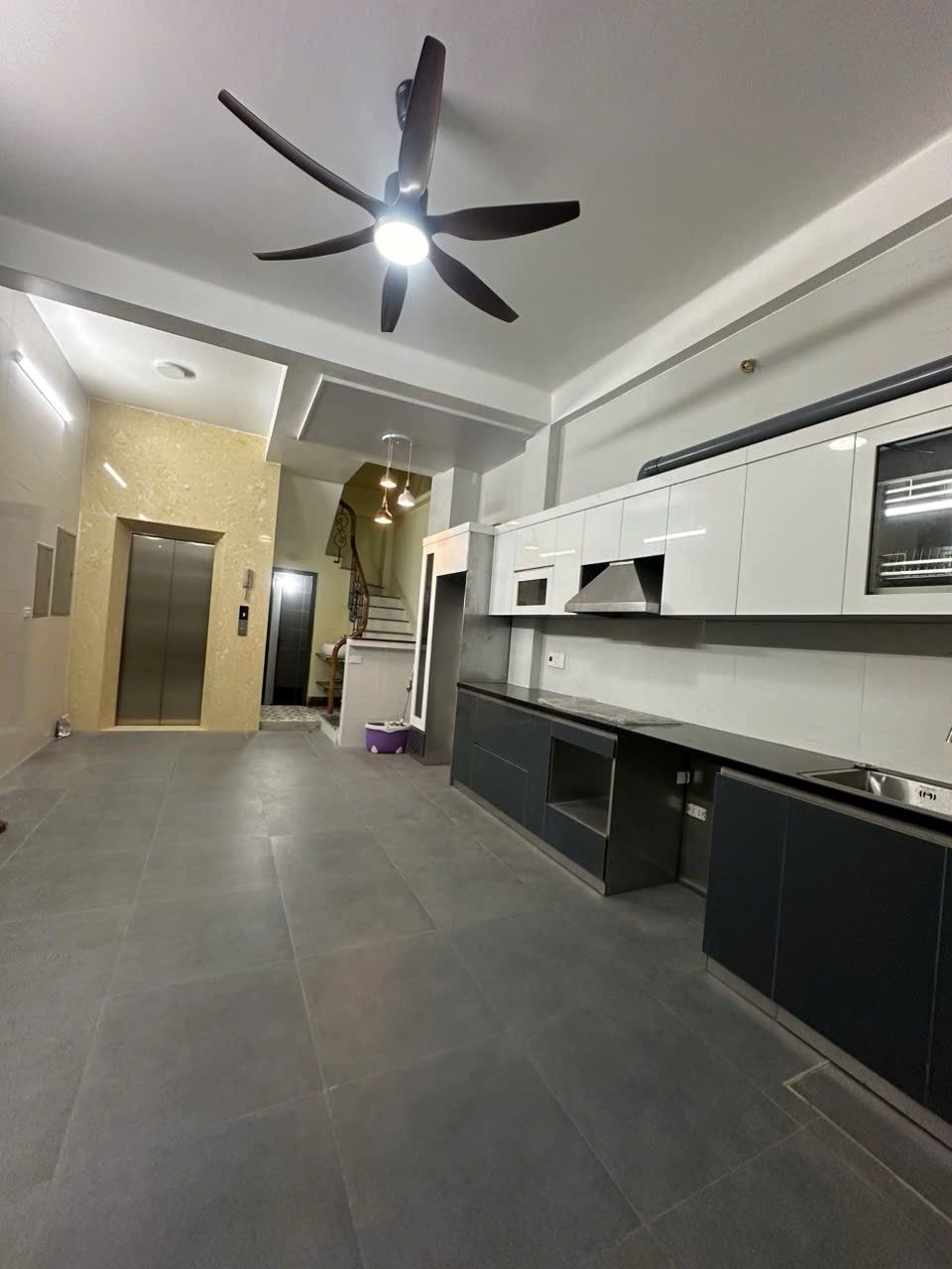 BÁN NHÀ ĐẸP NGỌC THỤY - THANG MÁY - TRUNG TÂM LONG BIÊN - 36M², 5 TẦNG