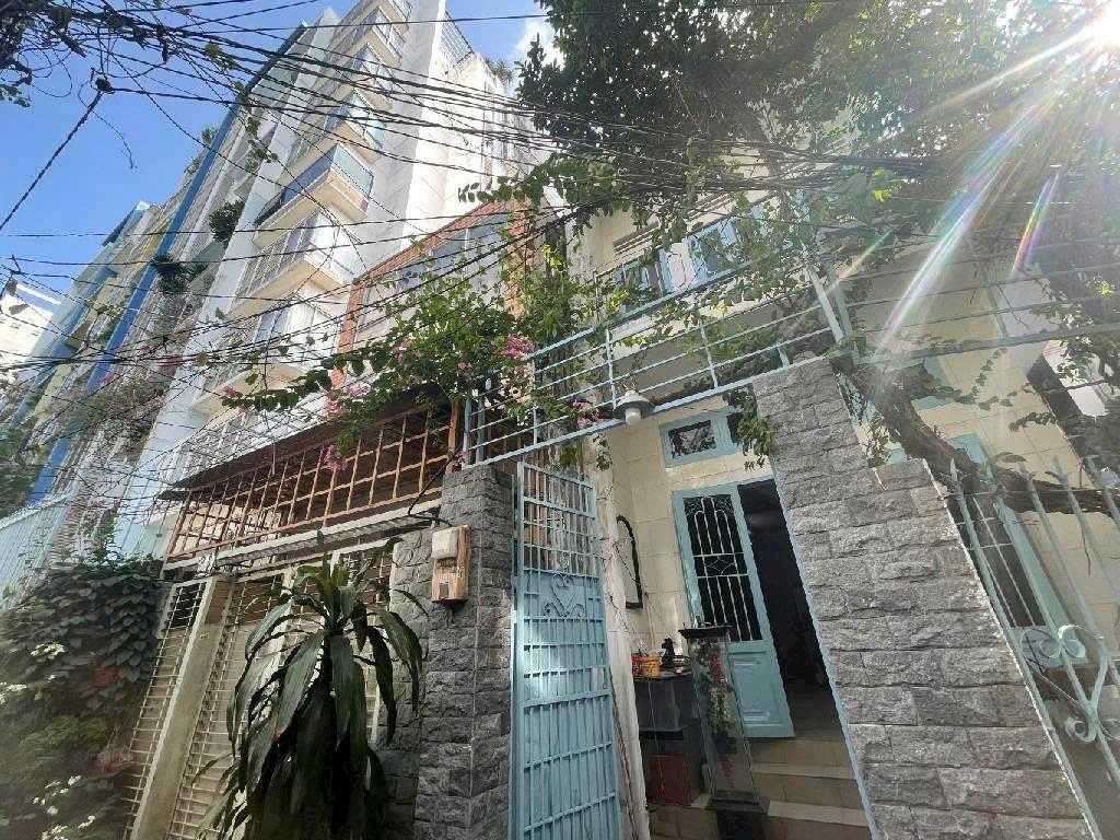 Bán nhà Điện Biên Phủ, 5.2x18m, 2 tầng, 5pn, 2wc, 10.3 tỷ, TL