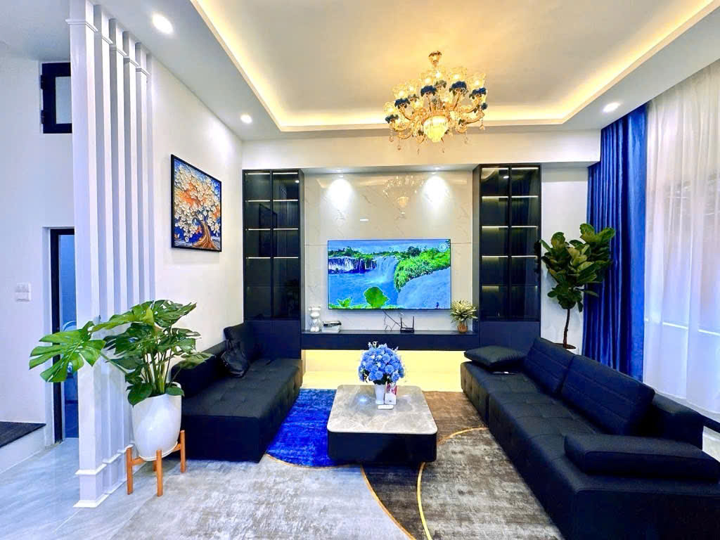 Bán nhà phố Chính Kinh | 44m² – 4 tầng – 2 mặt thoáng – giá 12.6 tỷ