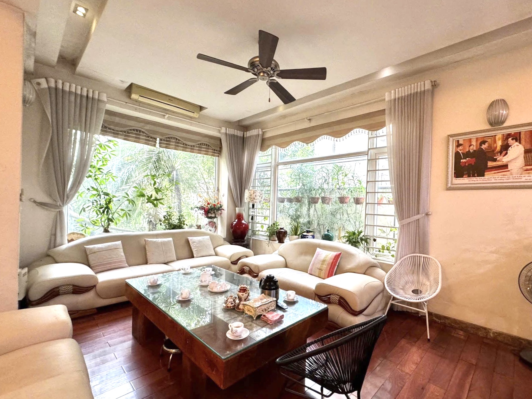 Biệt Thự 286m2 - Nội Thất Sang Trọng - Giá Nhỉnh 180 Triệu/m2