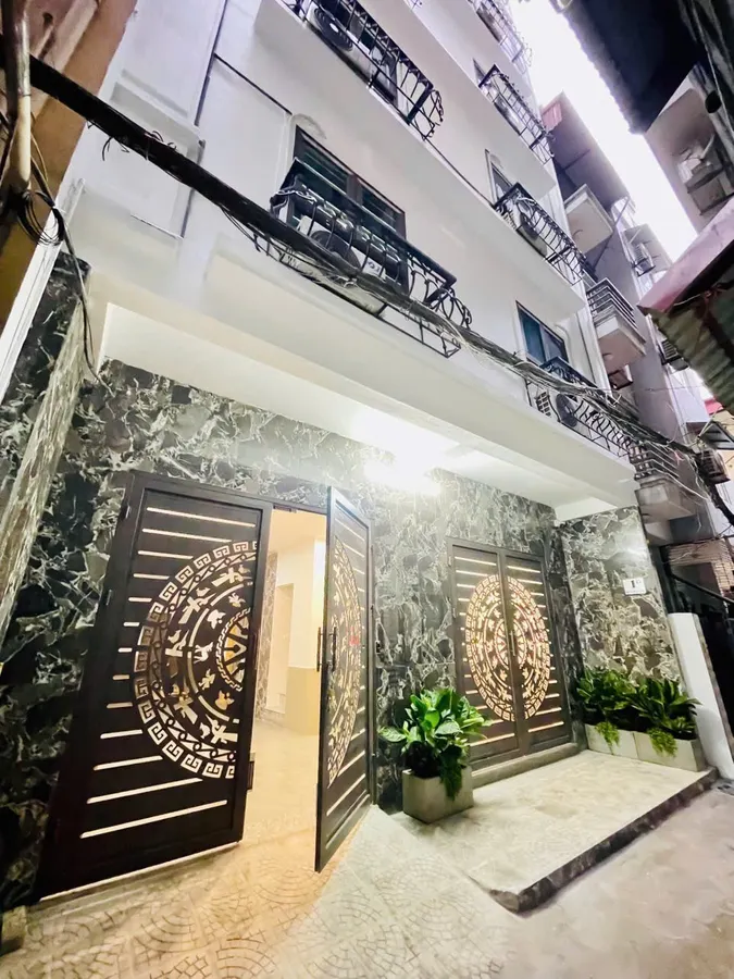 Bán Gấp Tòa CHDV 8 Tầng THANG MÁY - Tôn Thất Tùng, Đống Đa 85m2 -8 Tầng -MT7m- Nhỉnh 29 Tỷ.